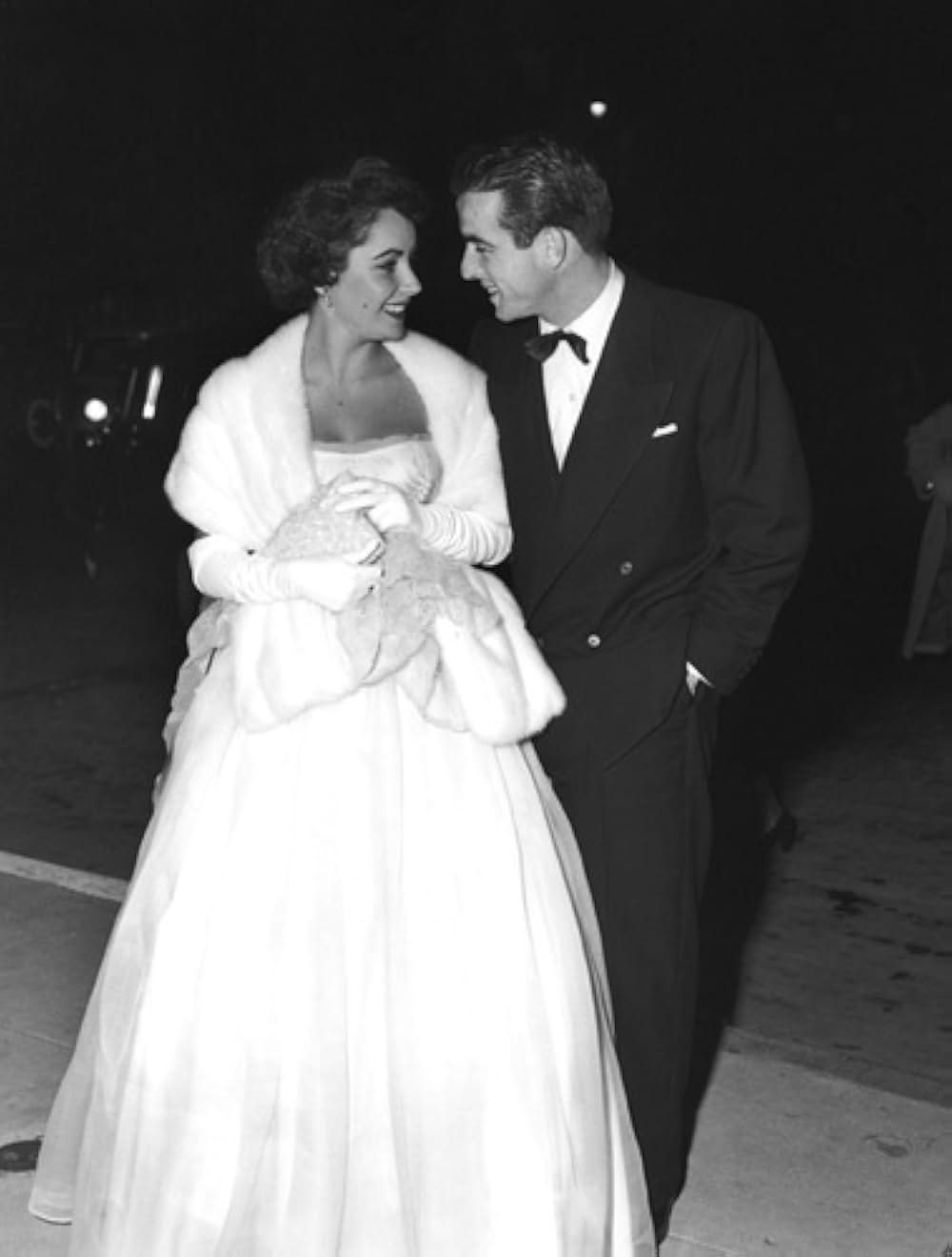 女相続人の画像