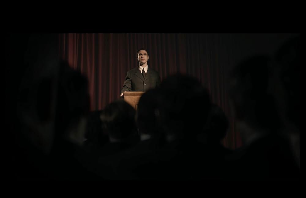 アインシュタインと原爆の画像