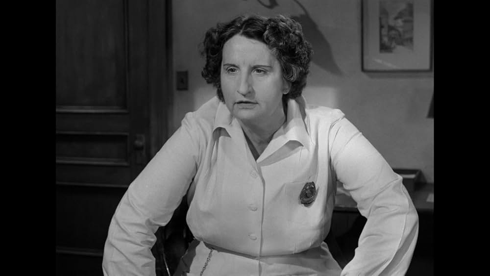 女囚の掟の画像