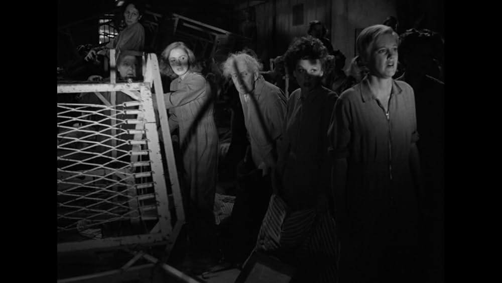 女囚の掟の画像