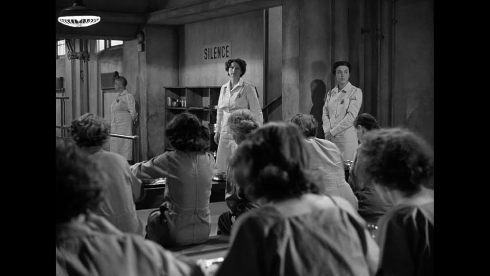 女囚の掟の画像