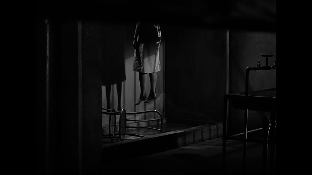 女囚の掟の画像