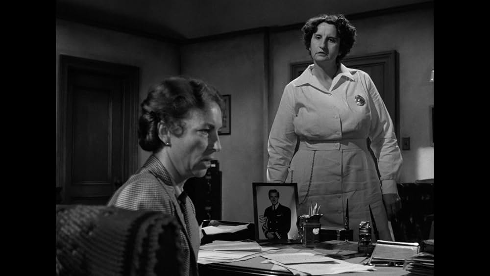 女囚の掟の画像