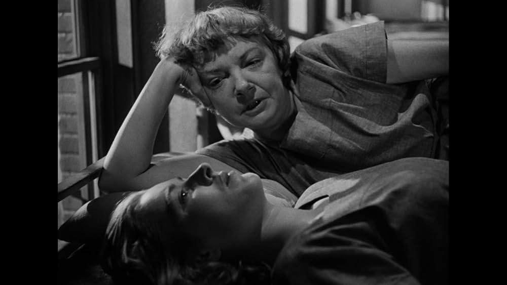 女囚の掟の画像