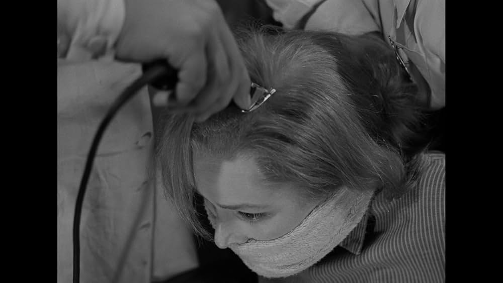 女囚の掟の画像