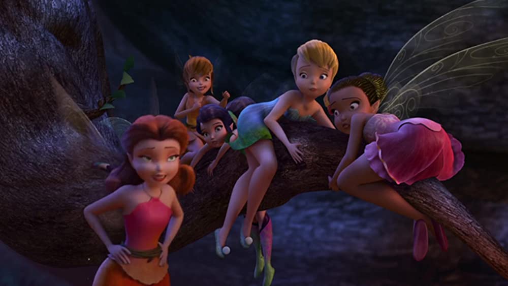 ティンカー・ベルとネバーランドの海賊船の画像