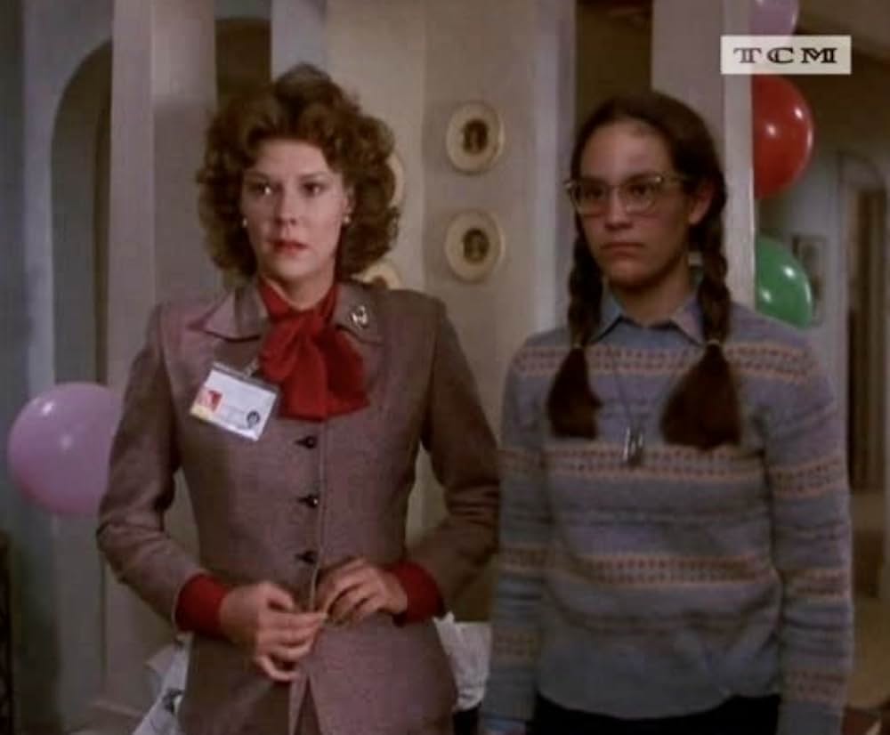 デザート・ブルーム／キノコ雲と少女の画像