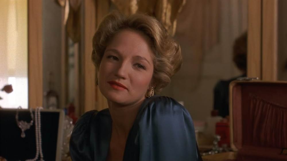 デザート・ブルーム／キノコ雲と少女の画像