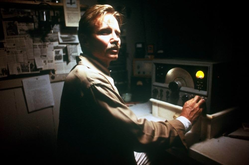 デザート・ブルーム／キノコ雲と少女の画像