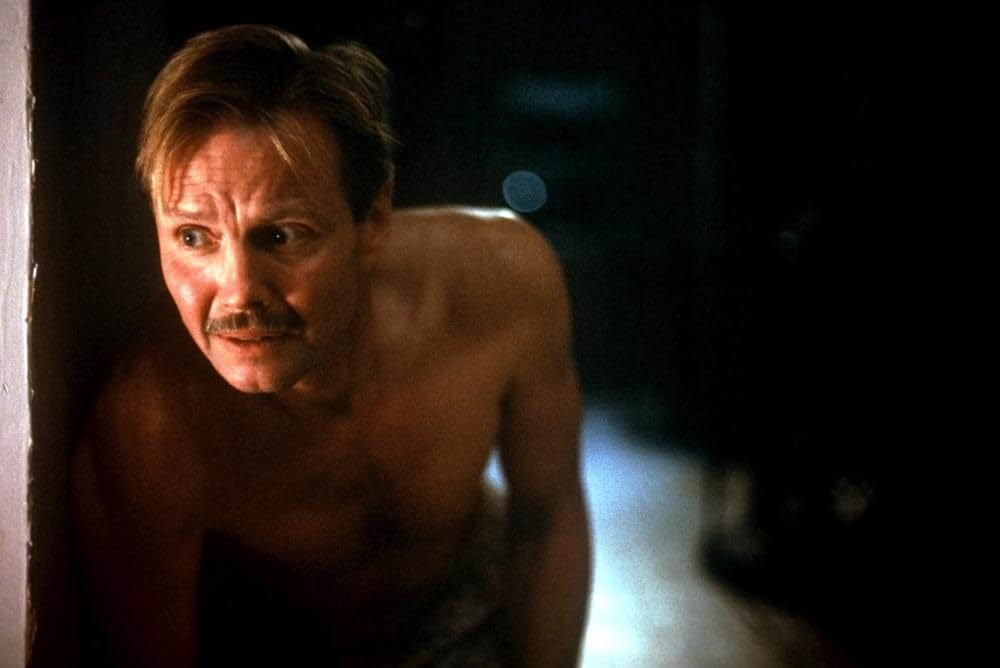 デザート・ブルーム／キノコ雲と少女の画像