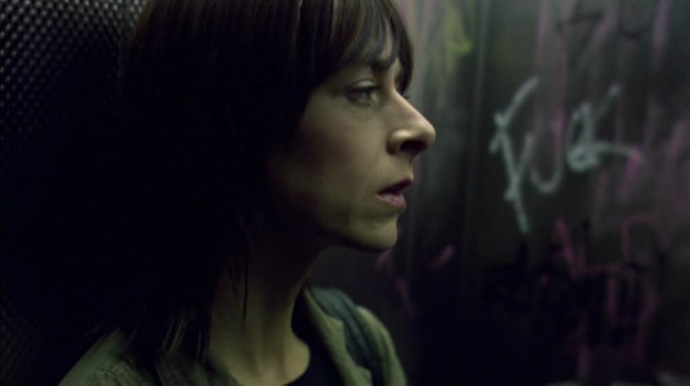 Red Road（原題）の画像