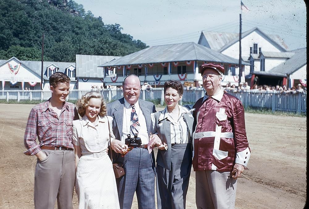 ワイオミングの緑草の画像