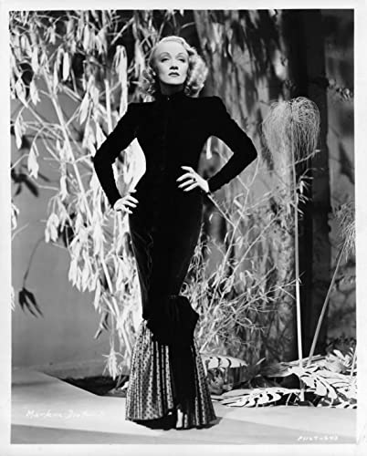 異国の出来事の画像