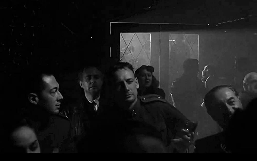 異国の出来事の画像