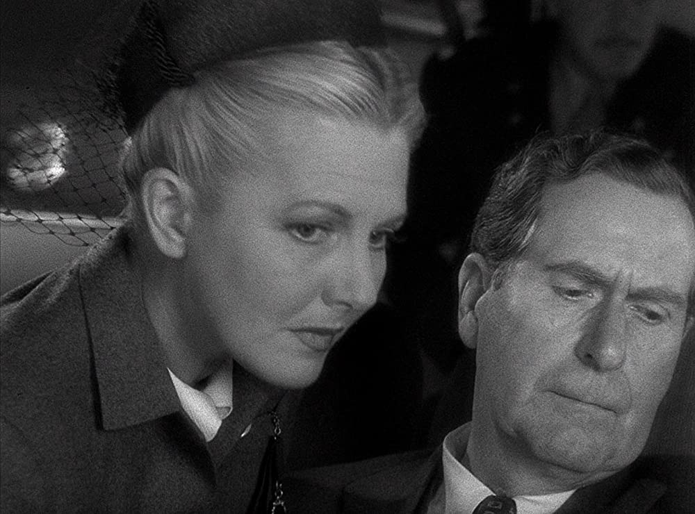 異国の出来事の画像