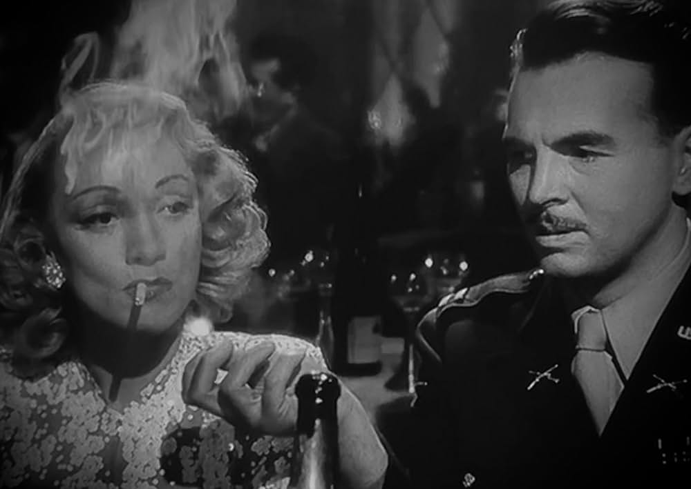 異国の出来事の画像