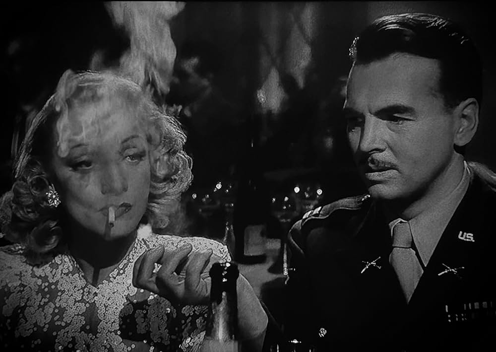 異国の出来事の画像