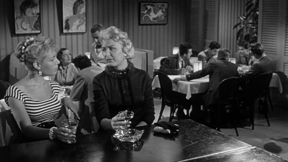 宇宙船の襲来の画像