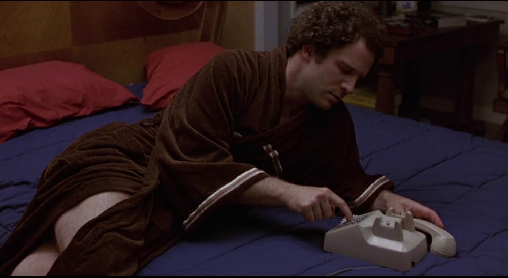 Modern Romance（原題）の画像