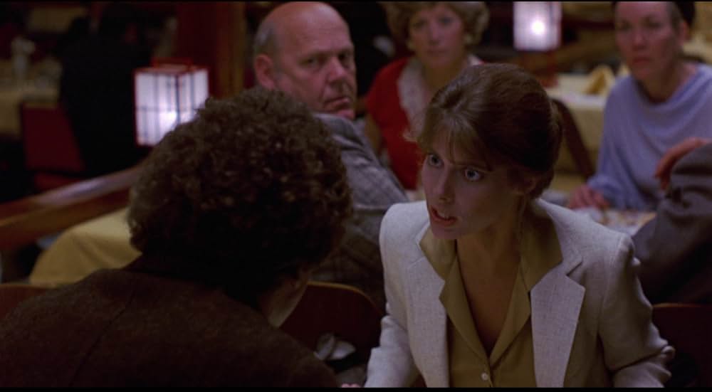 Modern Romance（原題）の画像