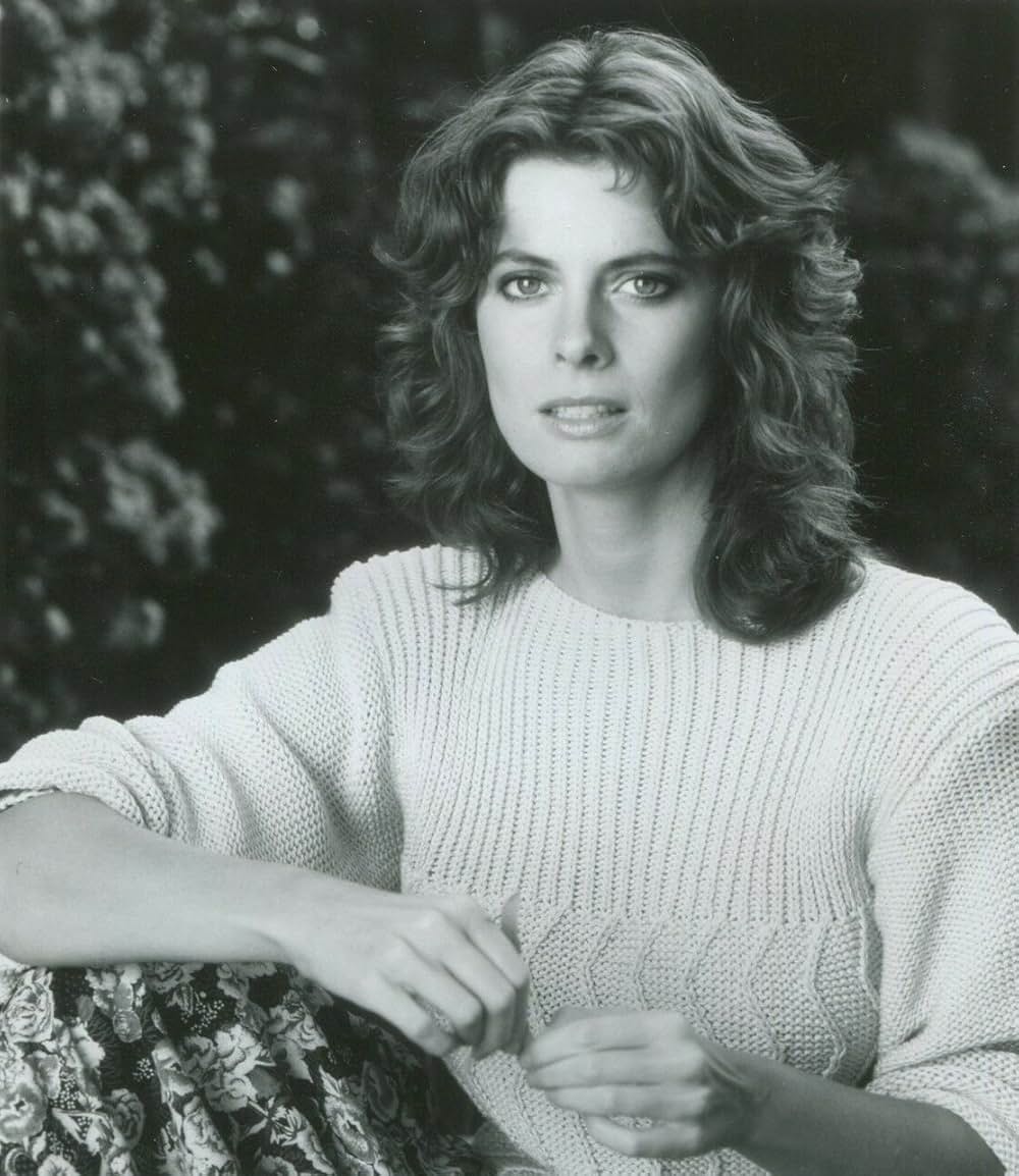 Modern Romance（原題）の画像