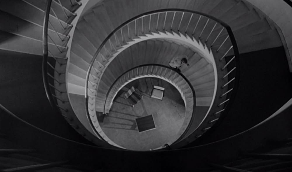 宇宙から来た女の画像