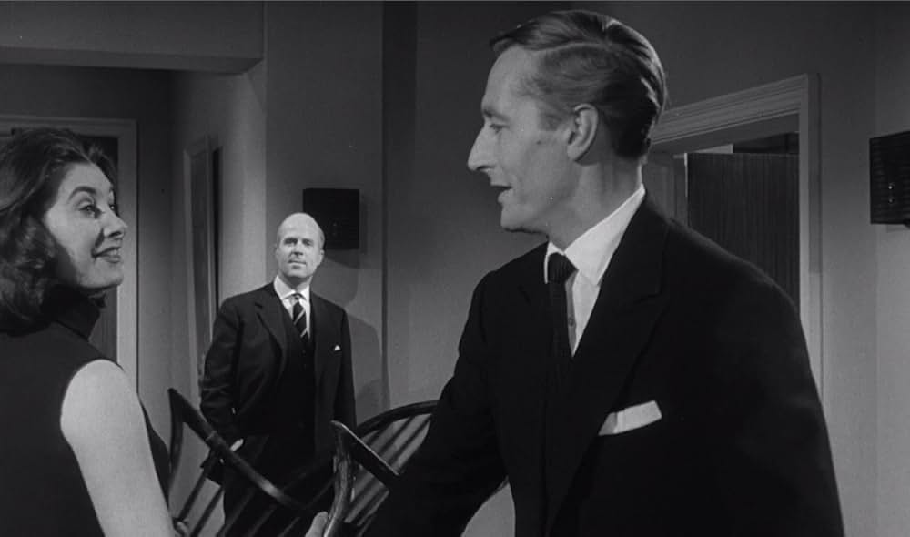 宇宙から来た女の画像