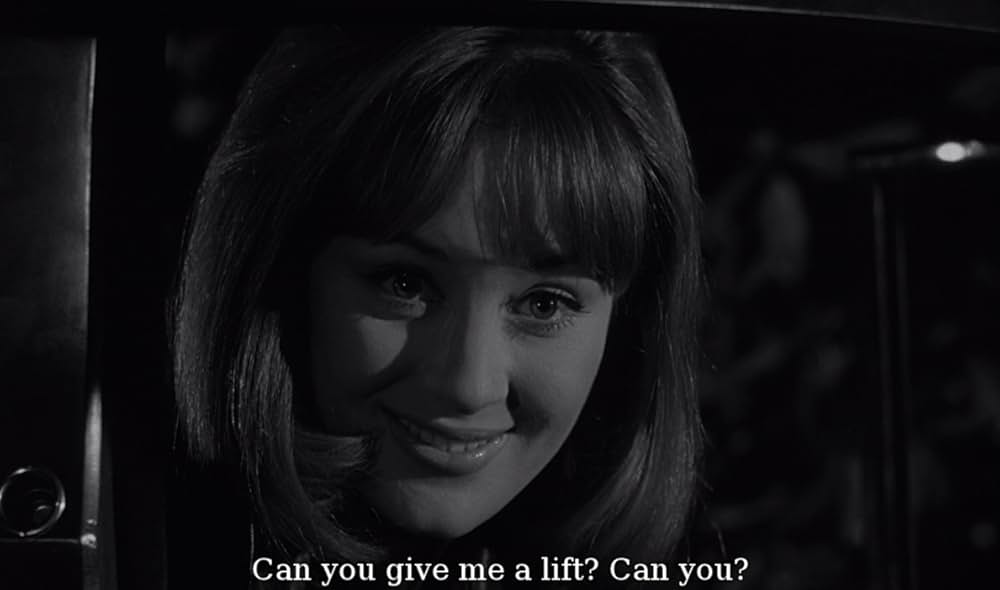 宇宙から来た女の画像