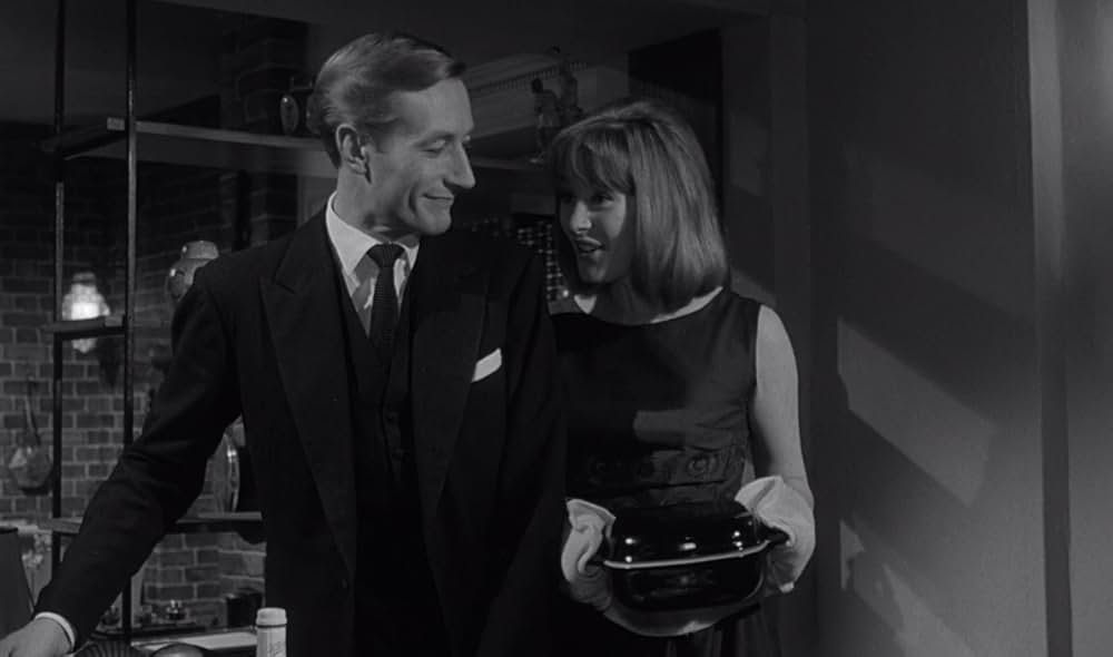 宇宙から来た女の画像