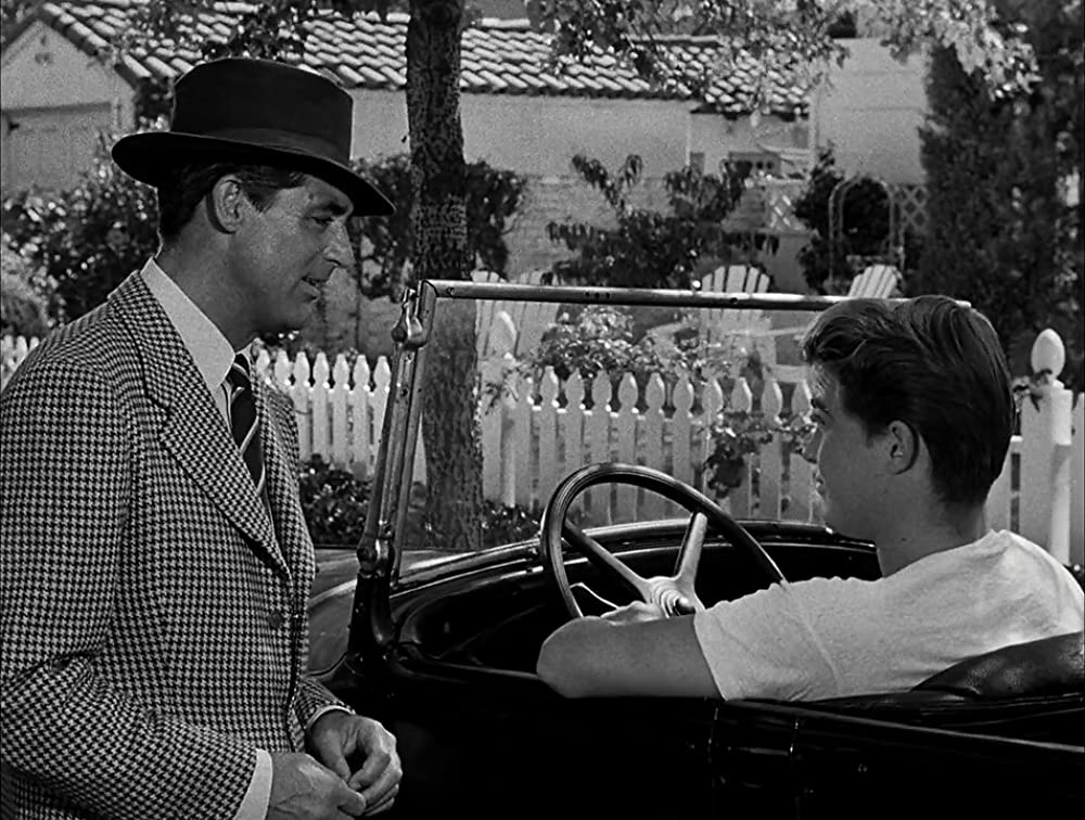 独身者と女学生の画像