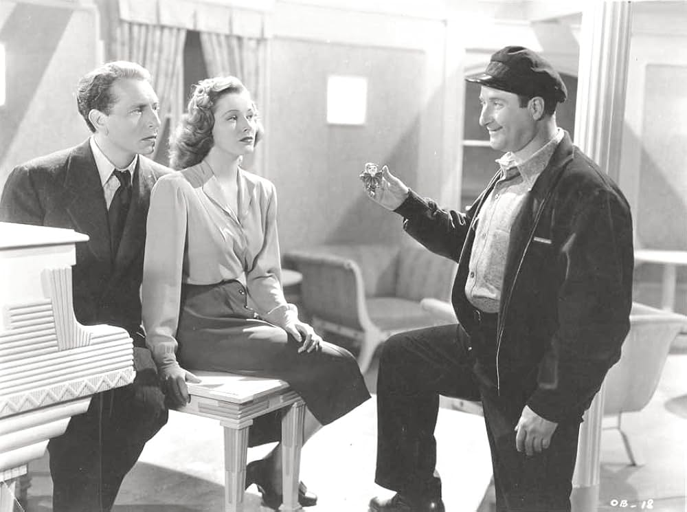 霧の中の戦慄の画像