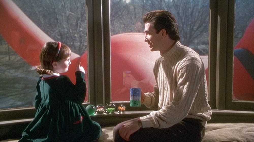 「34丁目の奇跡」ディラン・マクダーモット & マーラ・ウィルソンの画像