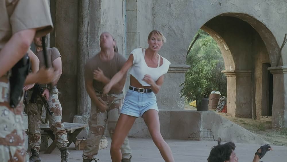 アレクサ・リターンズ／C.I.A.2の画像