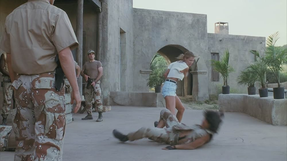 アレクサ・リターンズ／C.I.A.2の画像