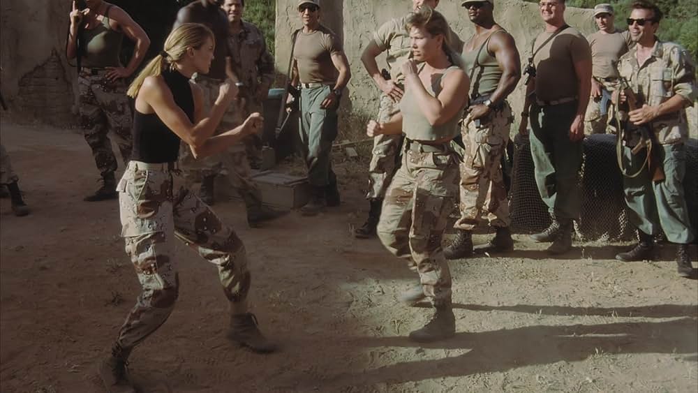 アレクサ・リターンズ／C.I.A.2の画像