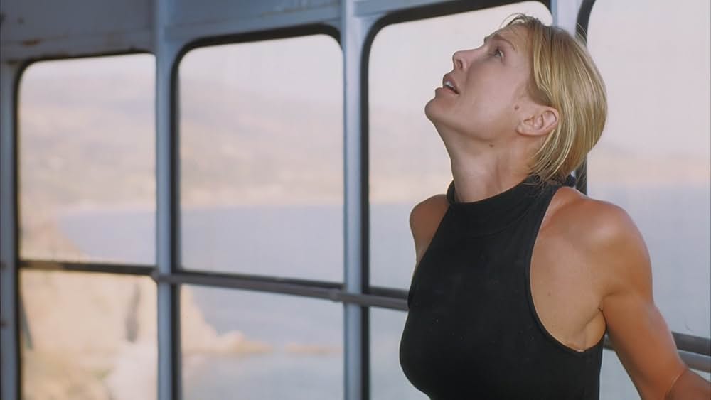 アレクサ・リターンズ／C.I.A.2の画像