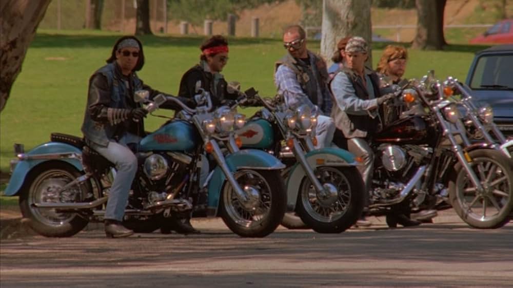 アンダーカバーの画像