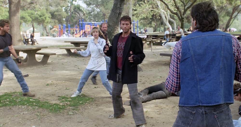 アンダーカバーの画像