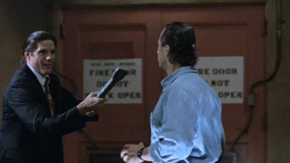 アンダーカバーの画像