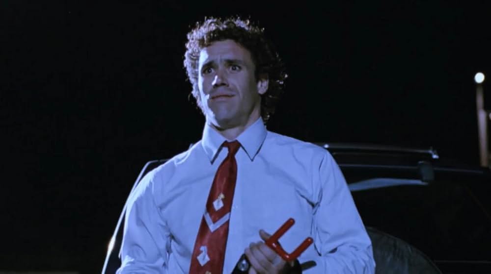 アンダーカバーの画像