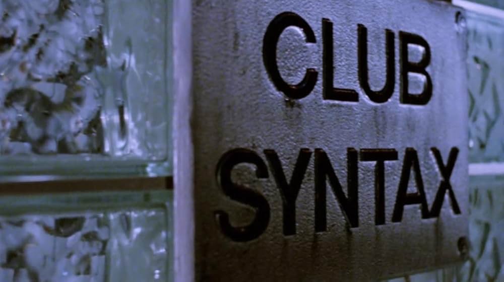 アンダーカバーの画像