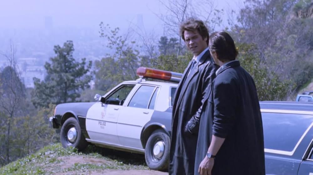 アンダーカバーの画像