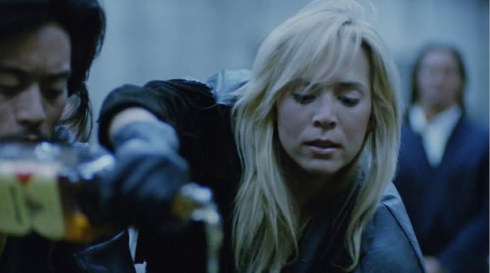 アンダーカバーの画像