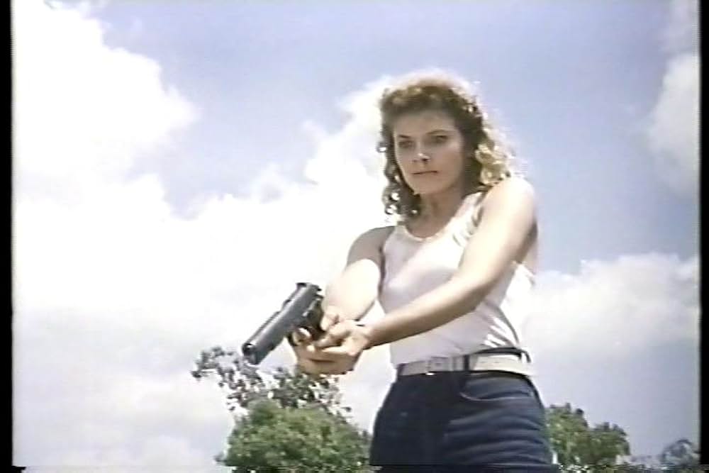 女バトルドッグ／地獄の逃走迷路の画像