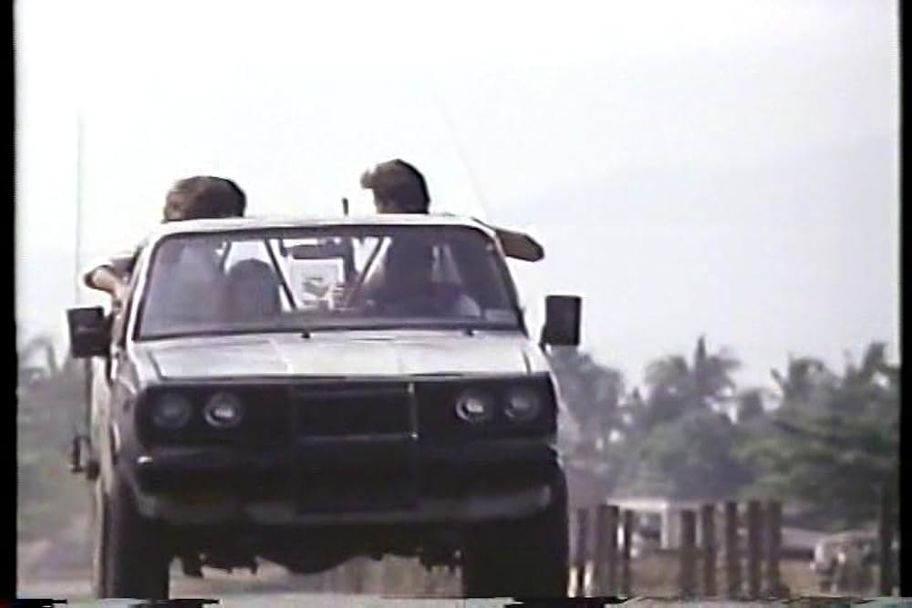 女バトルドッグ／地獄の逃走迷路の画像