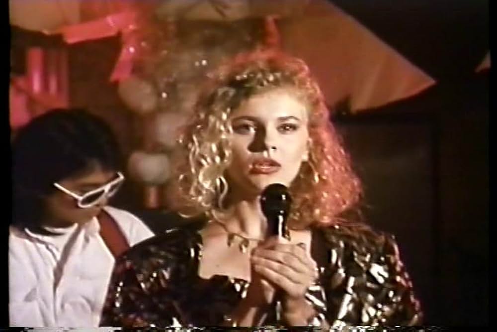 女バトルドッグ／地獄の逃走迷路の画像