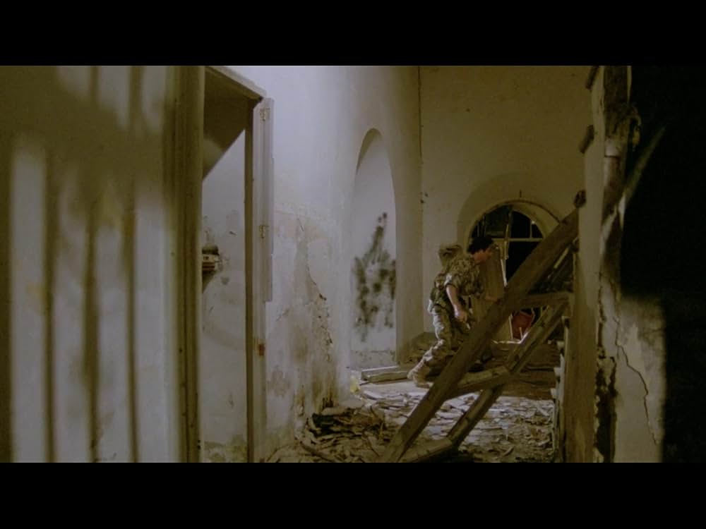 エズメラルダ・ベイ／勇者たちの戦場の画像