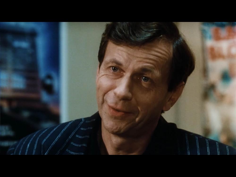 消された観客の画像