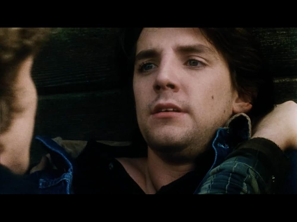 消された観客の画像