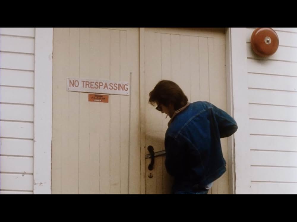 消された観客の画像